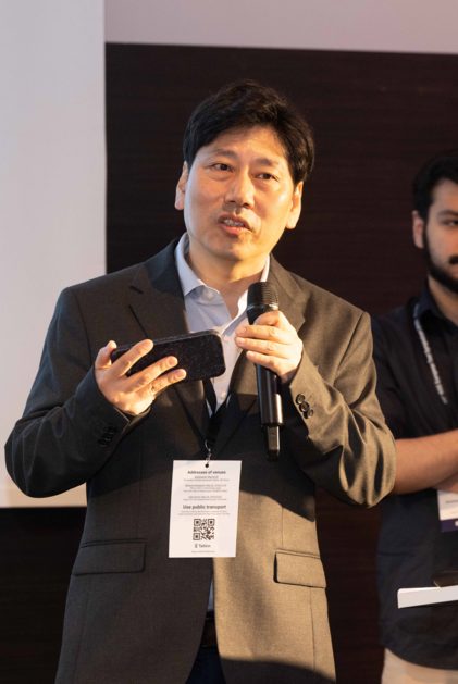 conferencephoto2_1 (1)